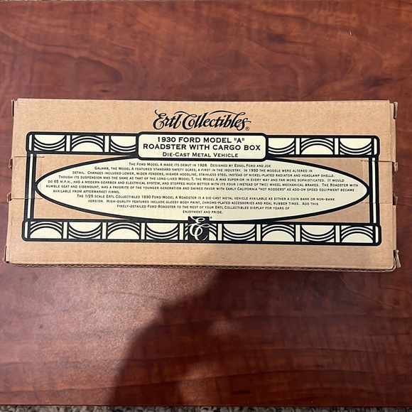 *NWT* ERTL Collectibles 1930 Ford Model A Die Cast Model Car - Picture 3 of 9